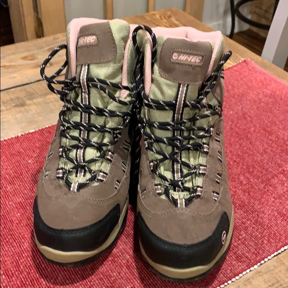 Women’s boots